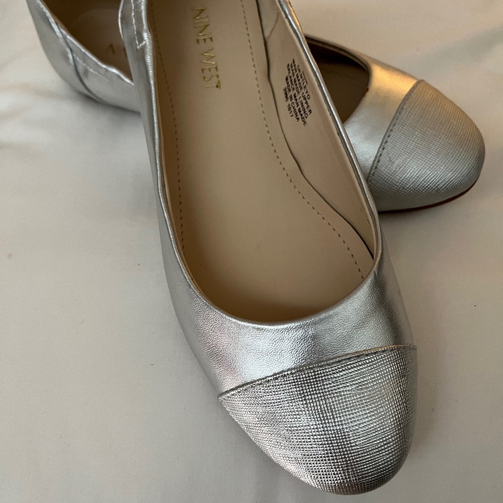 Ladies shoes